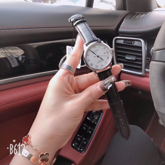 The epitome of sophistication: Tissot men's watch